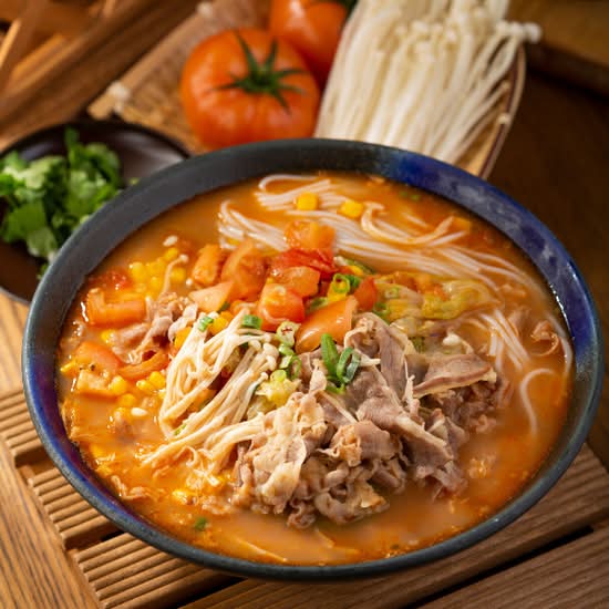 番茄金针菇肥牛米线 Tomato Rice Noodle Pork Soup With Beef Slices&Enoki Mushroom